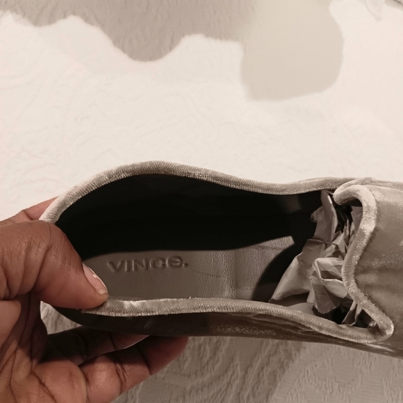 Vince Bray Velvet Loafer 8.5 - Picture 9 of 11